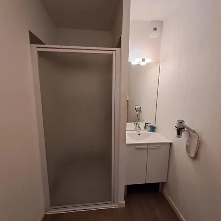 Uxco H2o 3* Λα Ροσέλ